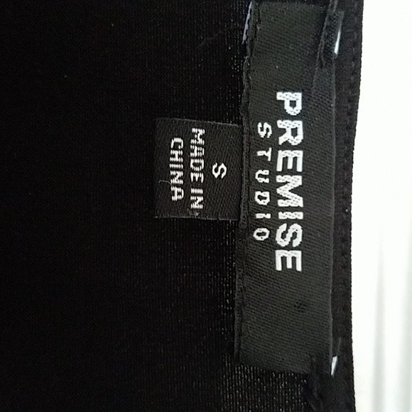 Top - Picture 3 of 4